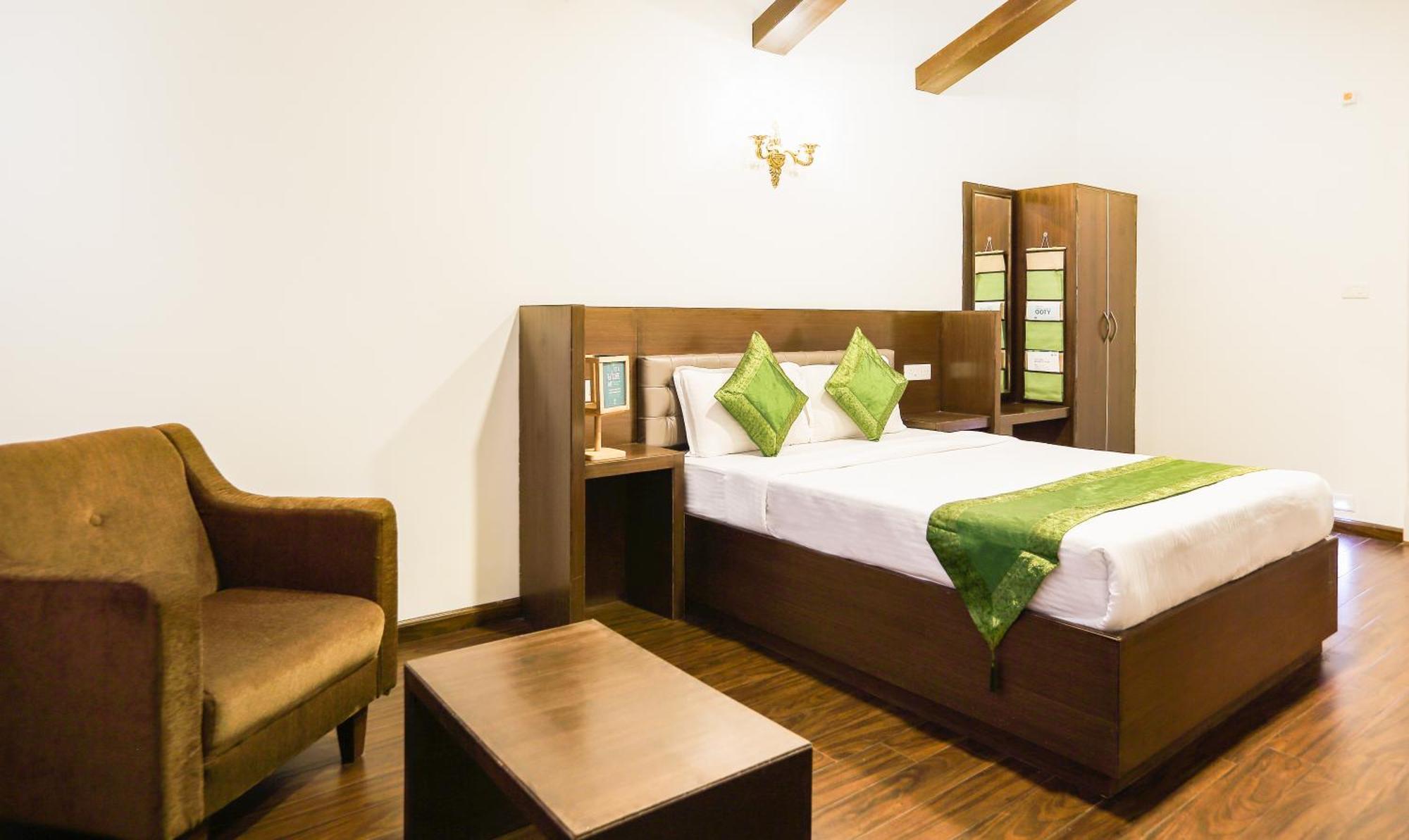 Treebo Skydale Inn & Suites With Mountain View Ooty Exterior photo