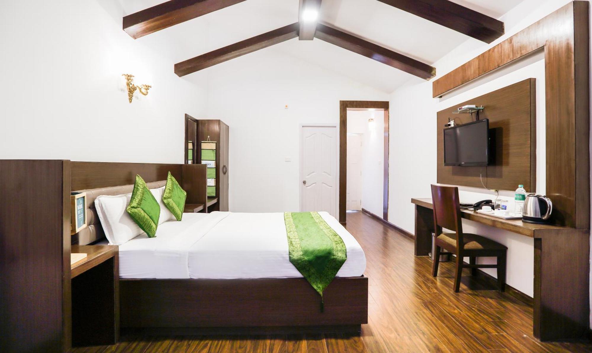 Treebo Skydale Inn & Suites With Mountain View Ooty Exterior photo
