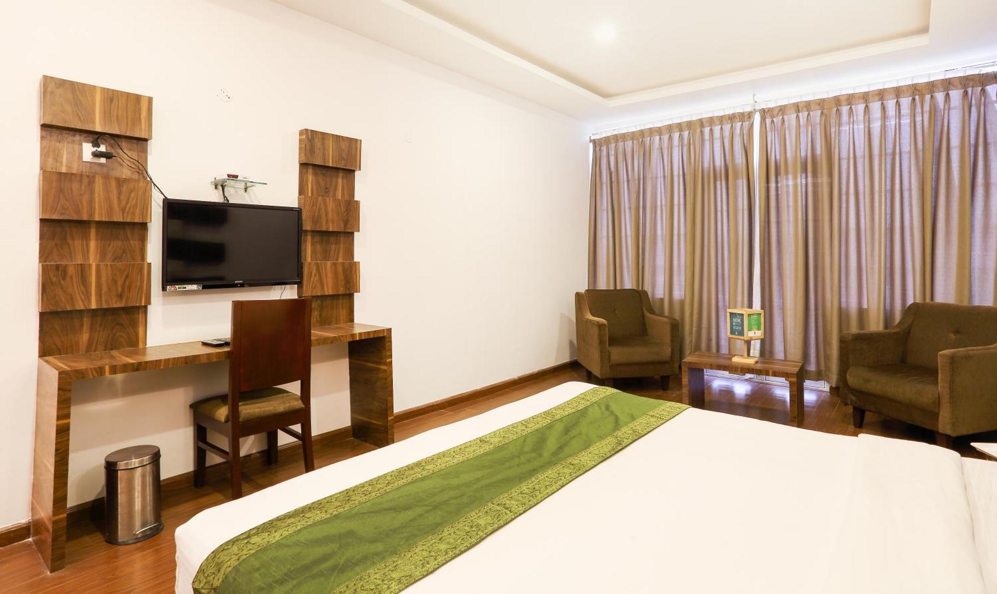 Treebo Skydale Inn & Suites With Mountain View Ooty Exterior photo