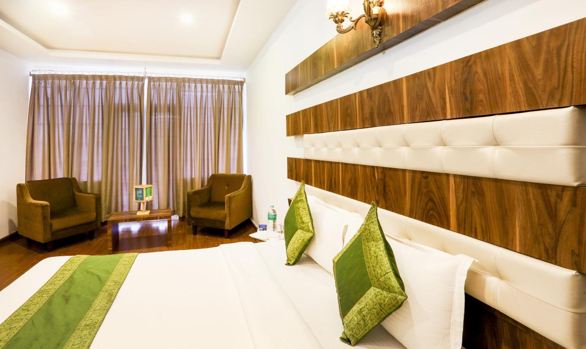 Treebo Skydale Inn & Suites With Mountain View Ooty Exterior photo